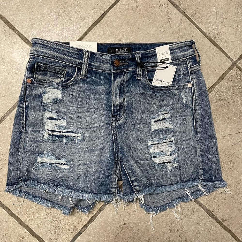 Judy blue shorts